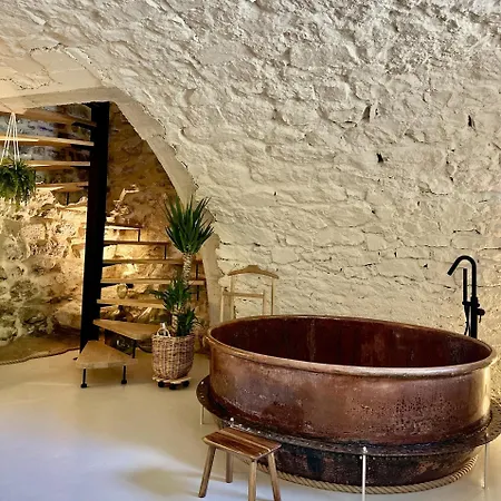 Hotel Le Sahuc